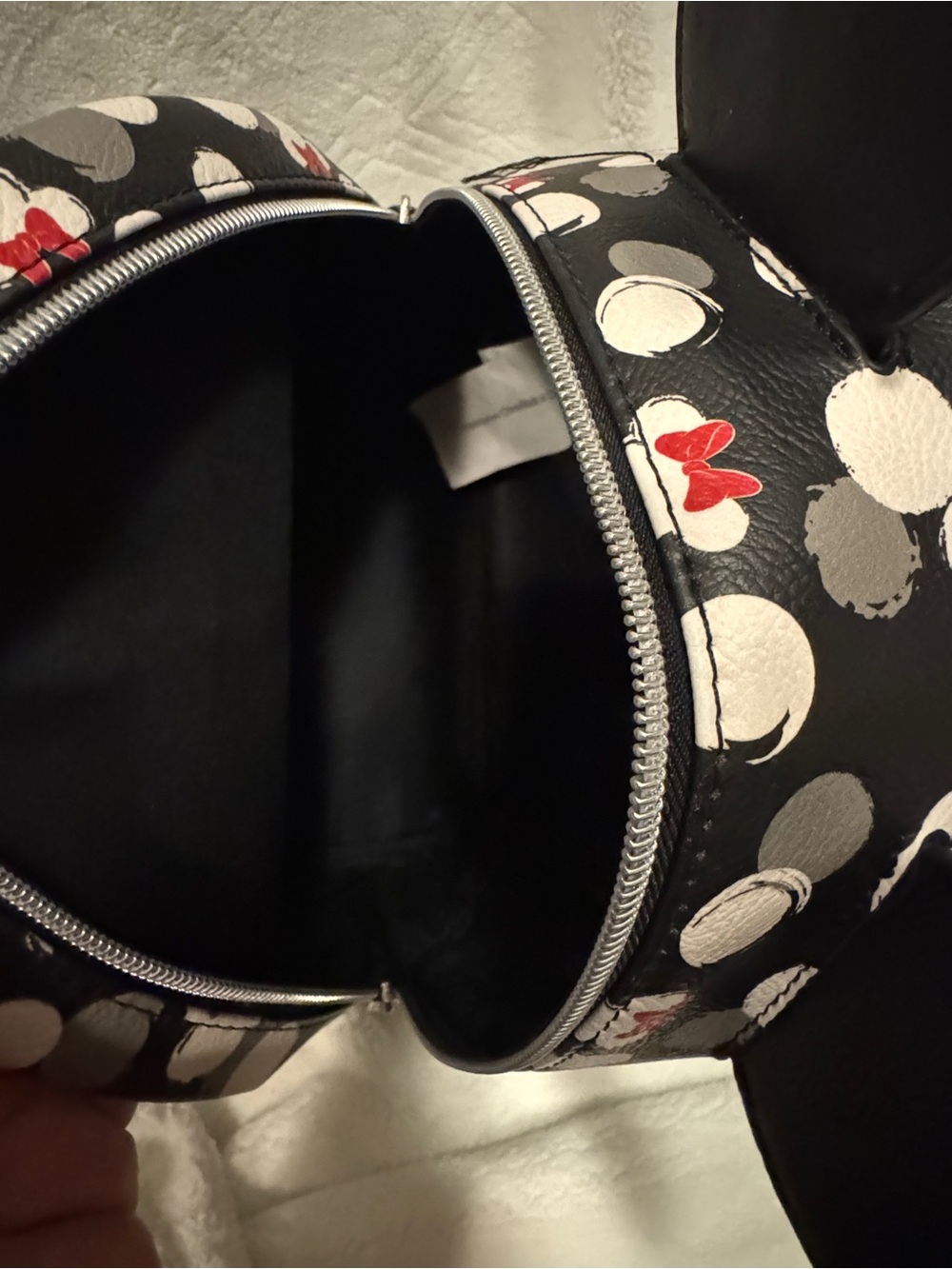Loungefly Black, White and Red Minnie Mouse Bow Mini Backpack - Picture 6 of 7